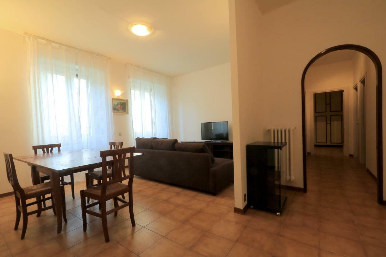 ליבורנו Accademia Apartment מראה חיצוני תמונה
